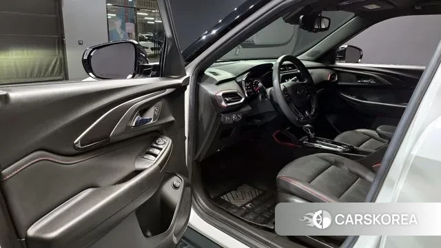 Chevrolet (GM Daewoo) Trailblazer 2022 Белый из Кореи, фото 2