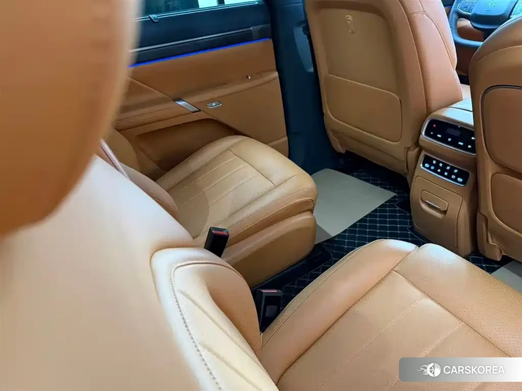 Dongfeng Yipai eπ008 2025 Silver/gray из Китая, фото 2