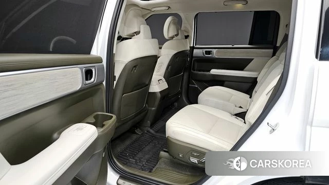 Hyundai Santa Fe (MX5) 2024 Белый из Кореи, фото 2