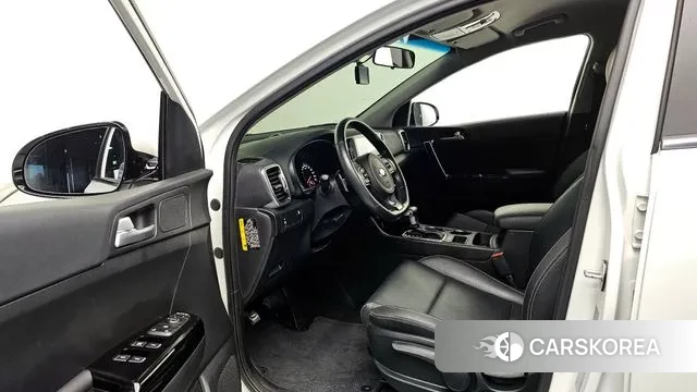 Kia Sportage 4th Generation 2018 Белый из Кореи, фото 2