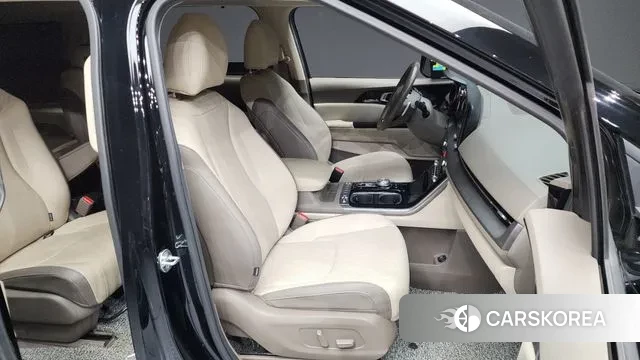 Kia Carnival 4th generation 2022 Черный из Кореи, фото 2