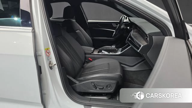 Audi A6 (C8) 2020 Белый из Кореи, фото 2