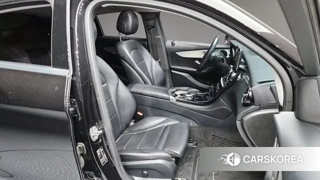 Mercedes-Benz GLC-Class X253 2018 Черный из Кореи, фото 2