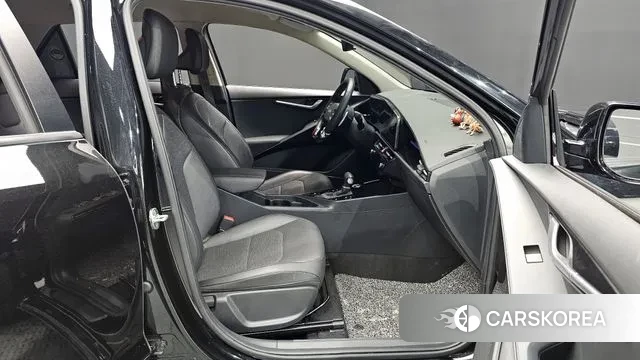 Kia Di Ol Nu Niro 2022 Черный из Кореи, фото 2