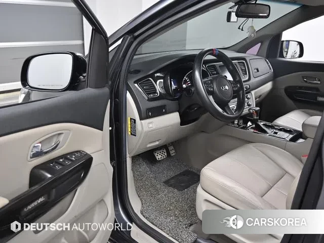 Kia The New Carnival 2019 Серый из Кореи, фото 2