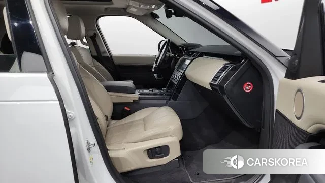 Land Rover Discovery 5 2019 Белый из Кореи, фото 2