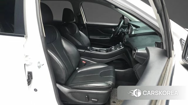 Hyundai The New Santa Fe 2021 Белый из Кореи, фото 2