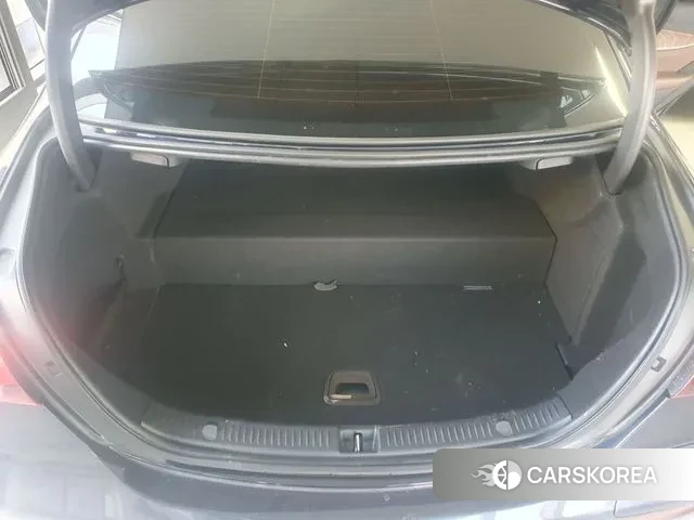 Mercedes-Benz E-Class W213 2022 Синий из Кореи, фото 2