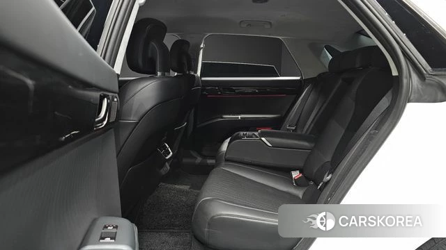 Hyundai Grandeur (GN7) 2023 Белый из Кореи, фото 2