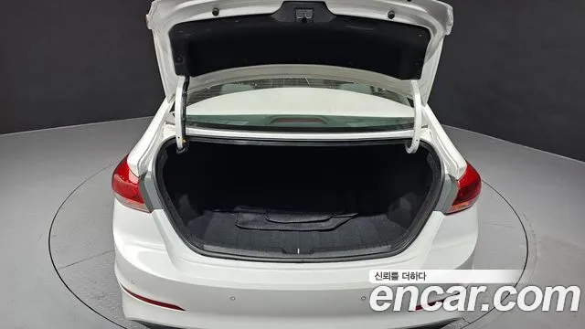 Hyundai Avante AD id 2539655 из Кореи 2