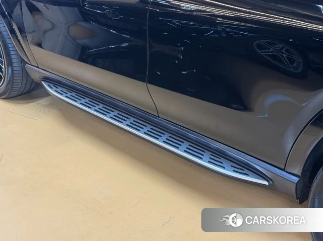 Mercedes-Benz GLE-Class W167 2022 Черный из Кореи, фото 2