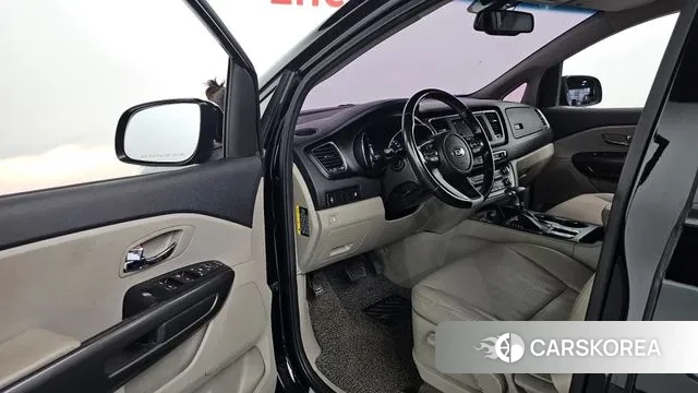 Kia The New Carnival 2018 Черный из Кореи, фото 2