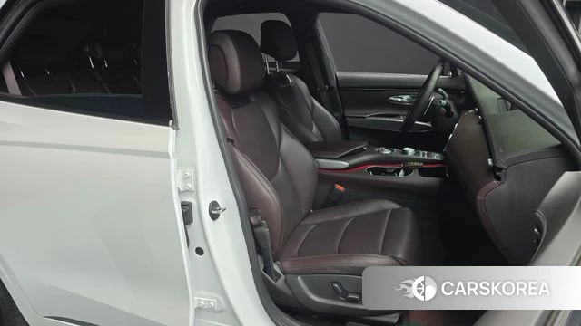 Genesis GV70 2021 Белый из Кореи, фото 2