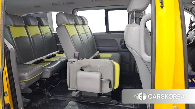 Hyundai The New Grand Starex 2018 Желтый из Кореи, фото 2