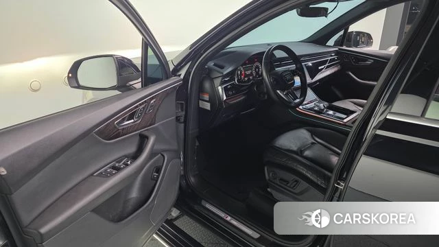 Audi Q7 (4M) 2021 Черный из Кореи, фото 2