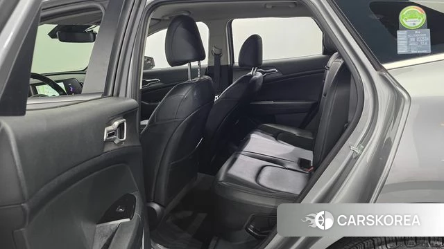 Kia Sportage 5th Generation Hybrid 2022 Серебристо-серый из Кореи, фото 2