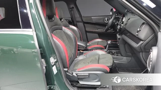 Mini Cooper S Countryman 2018 Темно-зеленый из Кореи, фото 2