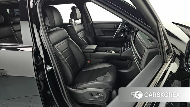 Hyundai Santa Fe (MX5) 2023 Черный из Кореи, фото 2