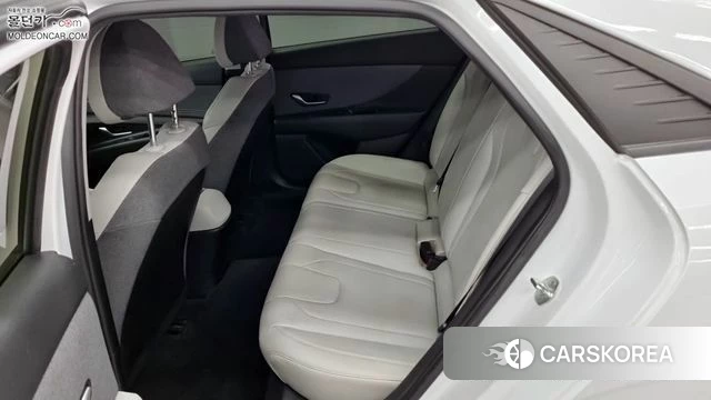 Hyundai Avante (CN7) 2021 Белый из Кореи, фото 2