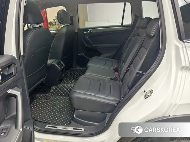 Volkswagen Tiguan L 2021 Белый из Китая, фото 2