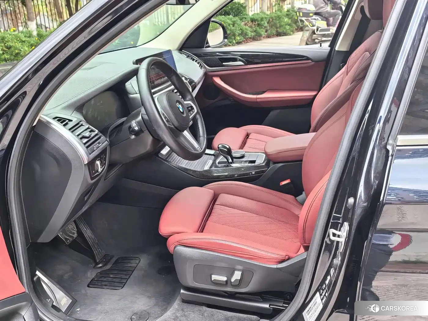 BMW X3 2021 Черный из Китая, фото 2