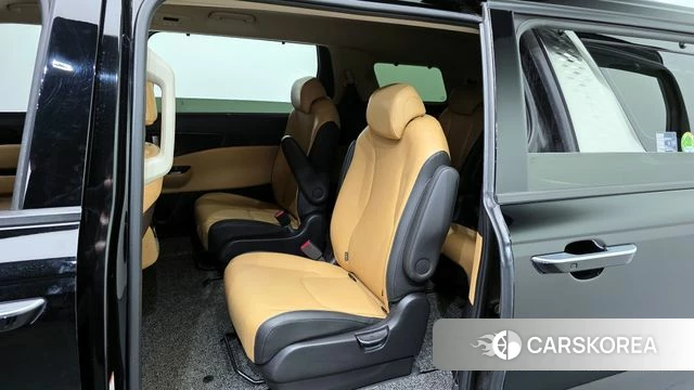 Kia Carnival 4th generation 2022 Черный из Кореи, фото 2