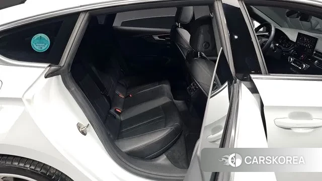 Audi A5 (F5) 2022 Белый из Кореи, фото 2