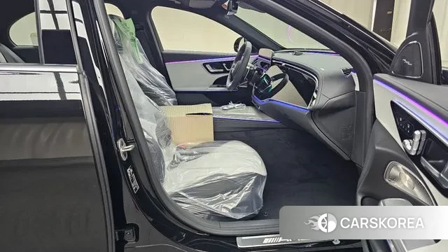 Mercedes-Benz E-Class W214 2025 Черный из Кореи, фото 2