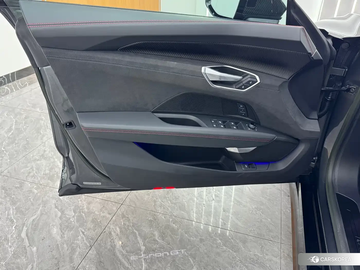 Audi RS e-tron GT 2023 Silver/gray из Китая, фото 2