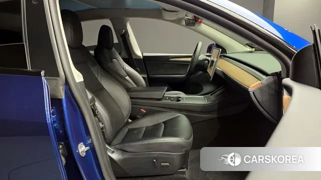 Tesla Model Y 2024 Синий из Кореи, фото 2