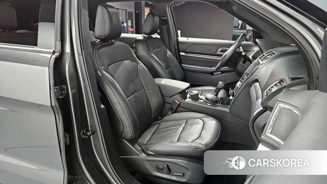 Ford Explorer 2019 Серый из Кореи, фото 2