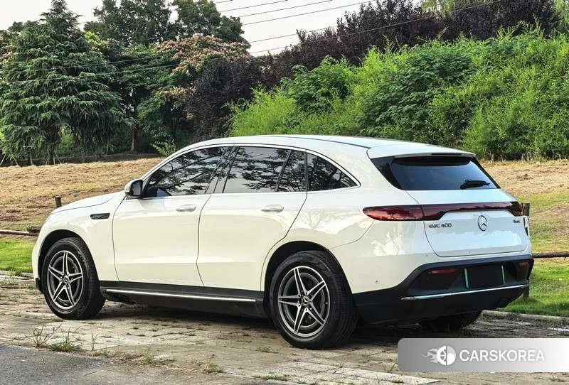 Mercedes-Benz EQC 2022 Белый из Китая, фото 2