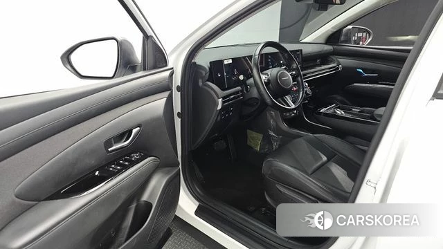 Hyundai The New Tucson Hybrid (NX4) 2024 Белый из Кореи, фото 2