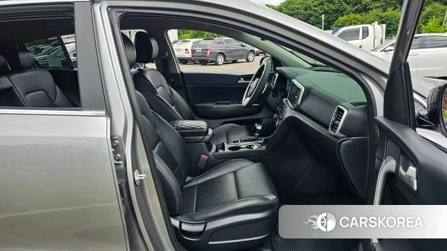 Kia Sportage The Bold 2021 Серый из Кореи, фото 2