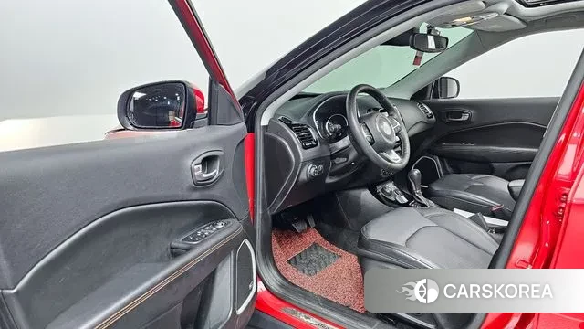 Jeep Compass 2nd Generation 2019 Красный из Кореи, фото 2