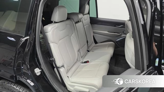 Jeep Grand Cherokee (WL) id 4443821 из Кореи 2