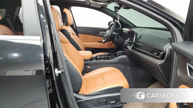 Kia Sportage 5th Generation 2021 Черный из Кореи, фото 2