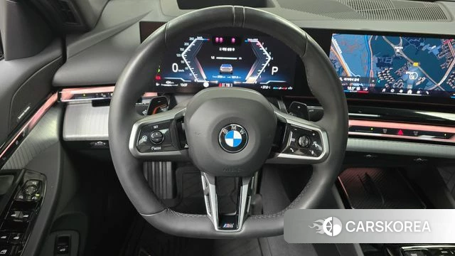 BMW 5 Series (G60) 2025 Серый из Кореи, фото 2