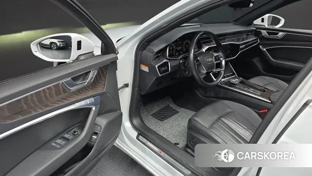 Audi A6 (C8) 2021 Белый из Кореи, фото 2