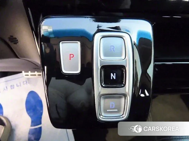 Hyundai Staria 2023 Белый из Кореи, фото 2