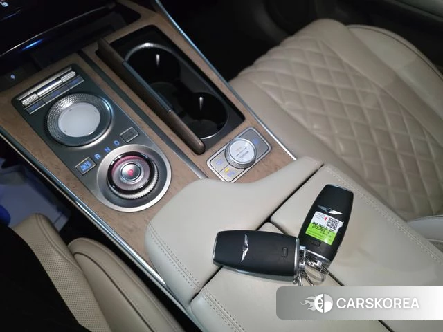 Genesis GV80 2022 Белый из Кореи, фото 2