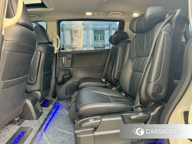 Honda Odyssey 2022 Белый из Китая, фото 2