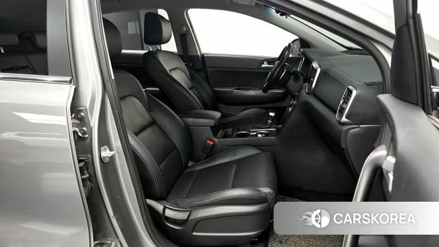 Kia Sportage The Bold 2018 Серебряный из Кореи, фото 2