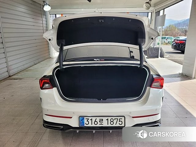 Kia K5 3rd generation 2021 Белый из Кореи, фото 2