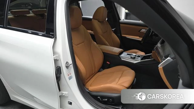 BMW 3 Series (G20) 2024 Белый из Кореи, фото 2