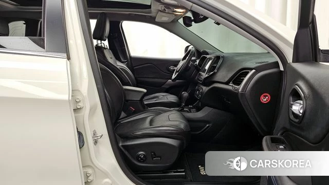 Jeep Cherokee (KL) 2018 Белый из Кореи, фото 2