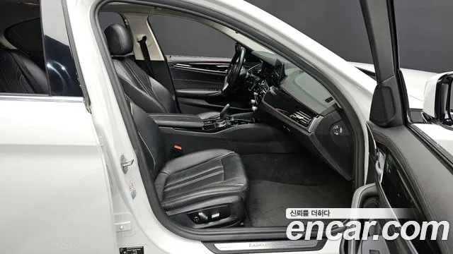 BMW 5 Series (G30) id 2501270 из Кореи 2