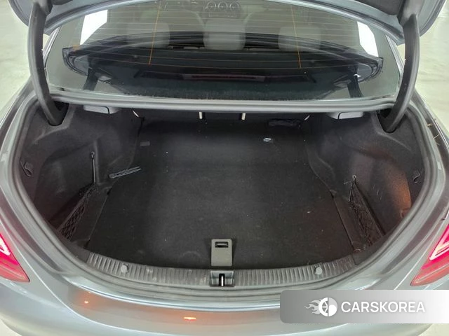 Mercedes-Benz C-Class W205 2020 Серый из Кореи, фото 2