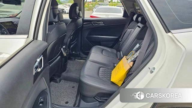 Kia Sportage 5th Generation Hybrid 2022 Белый из Кореи, фото 2