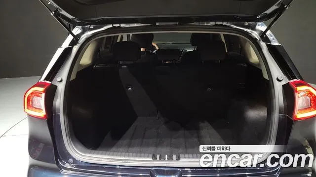 Kia Niro 2018 Синий из Кореи, фото 2